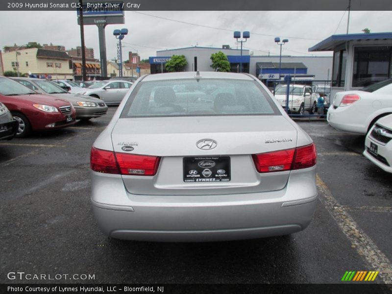 Bright Silver / Gray 2009 Hyundai Sonata GLS
