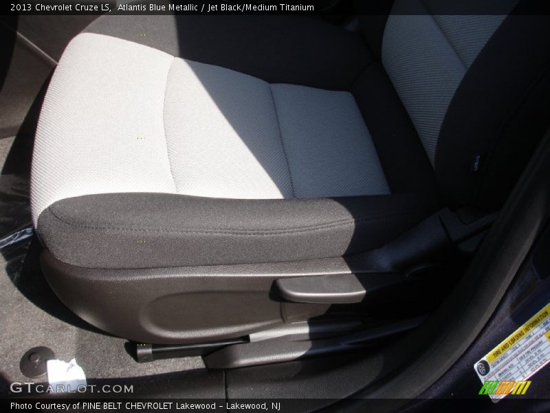 Atlantis Blue Metallic / Jet Black/Medium Titanium 2013 Chevrolet Cruze LS