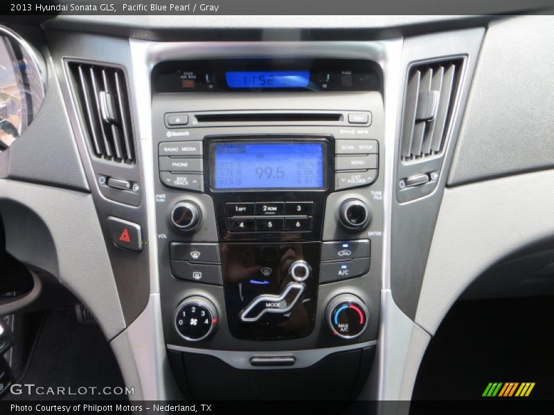 Pacific Blue Pearl / Gray 2013 Hyundai Sonata GLS