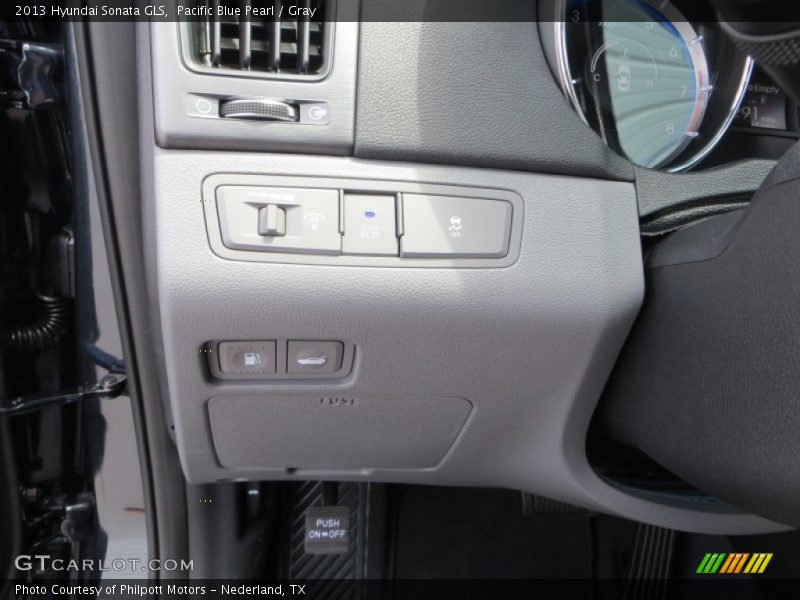 Pacific Blue Pearl / Gray 2013 Hyundai Sonata GLS