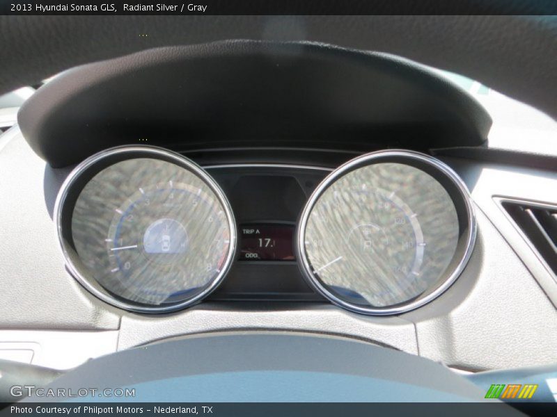 Radiant Silver / Gray 2013 Hyundai Sonata GLS