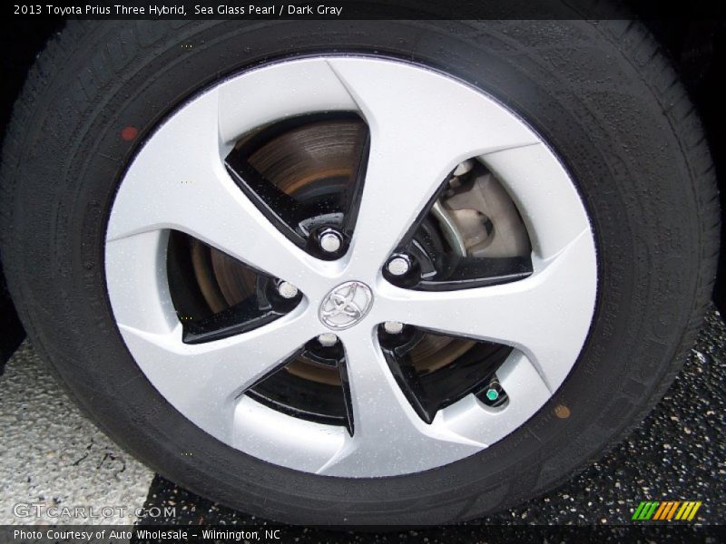 Sea Glass Pearl / Dark Gray 2013 Toyota Prius Three Hybrid