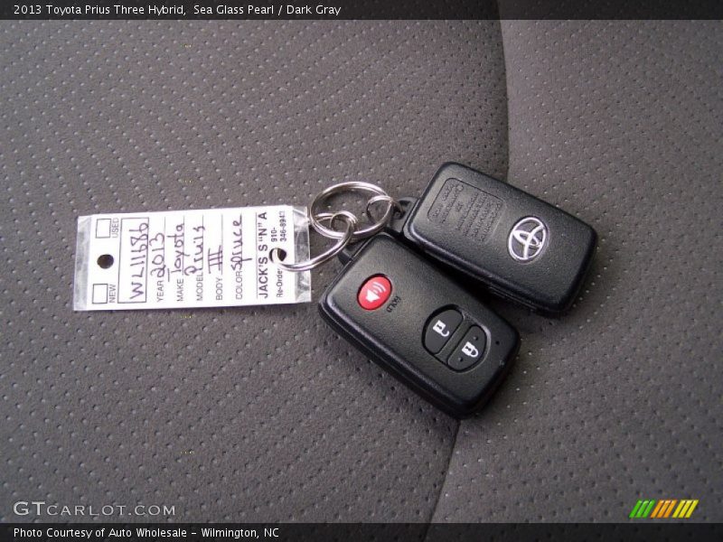 Sea Glass Pearl / Dark Gray 2013 Toyota Prius Three Hybrid