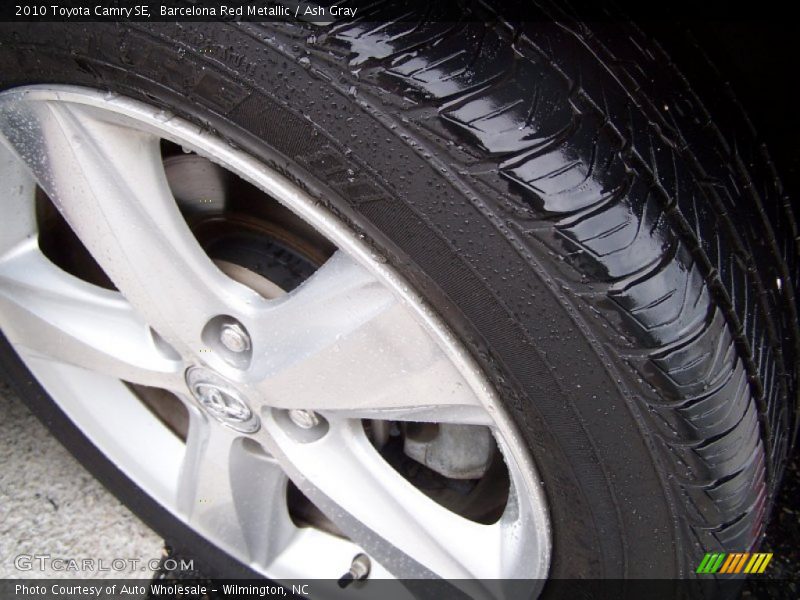 Barcelona Red Metallic / Ash Gray 2010 Toyota Camry SE