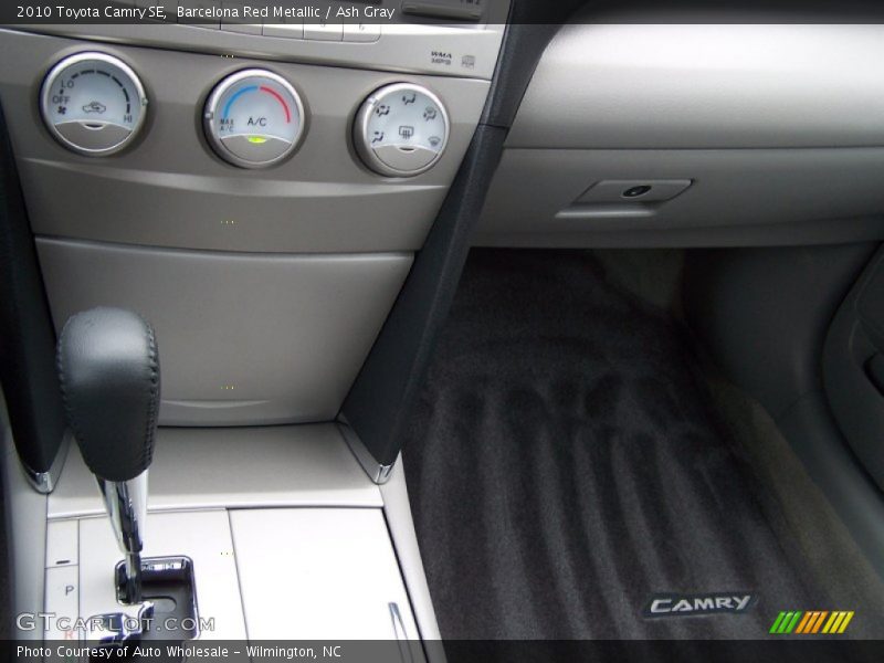 Barcelona Red Metallic / Ash Gray 2010 Toyota Camry SE