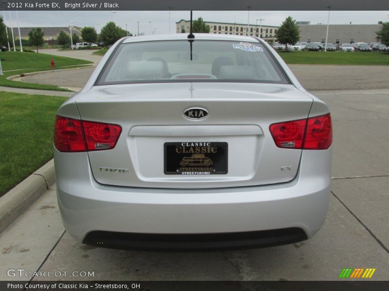 Bright Silver / Black 2012 Kia Forte EX