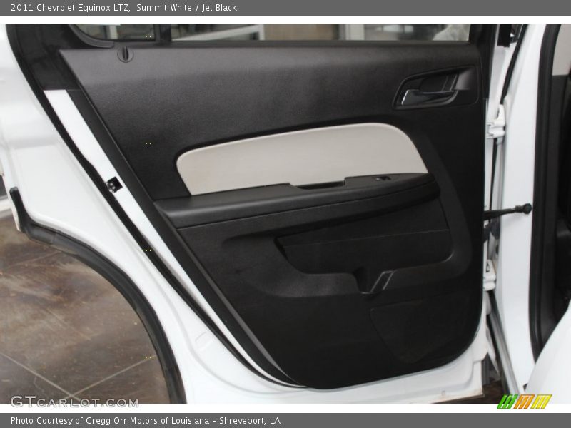 Summit White / Jet Black 2011 Chevrolet Equinox LTZ