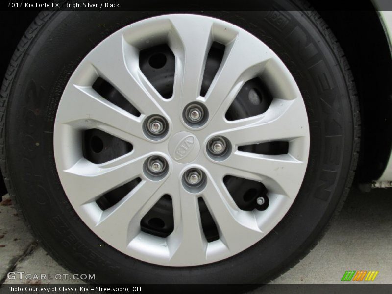 Bright Silver / Black 2012 Kia Forte EX