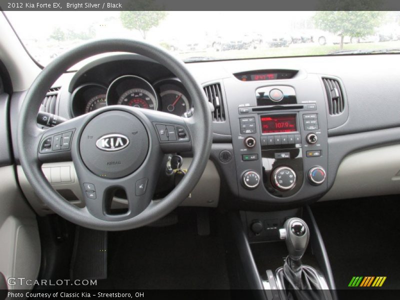 Bright Silver / Black 2012 Kia Forte EX