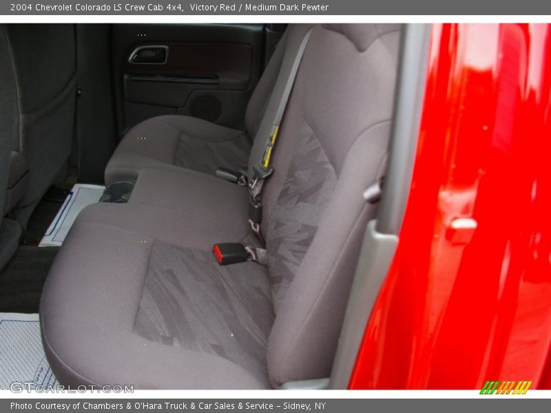 Victory Red / Medium Dark Pewter 2004 Chevrolet Colorado LS Crew Cab 4x4