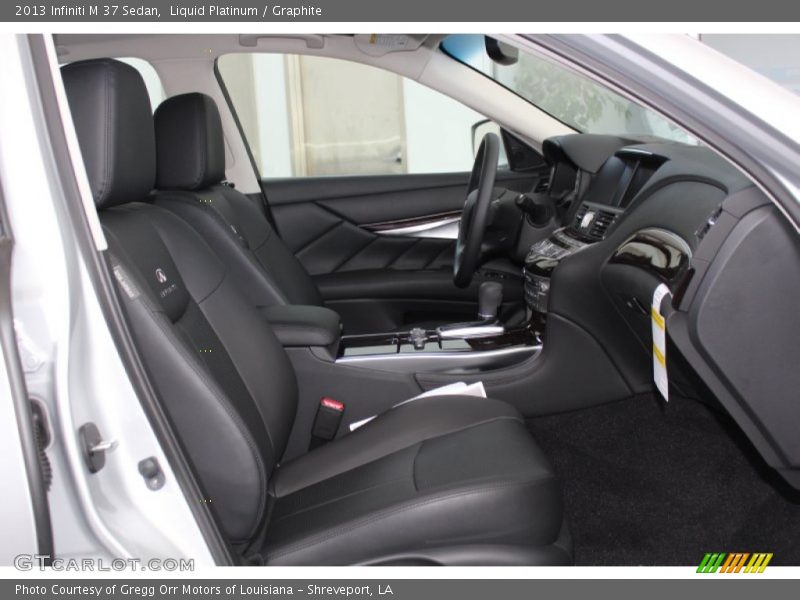 Front Seat of 2013 M 37 Sedan
