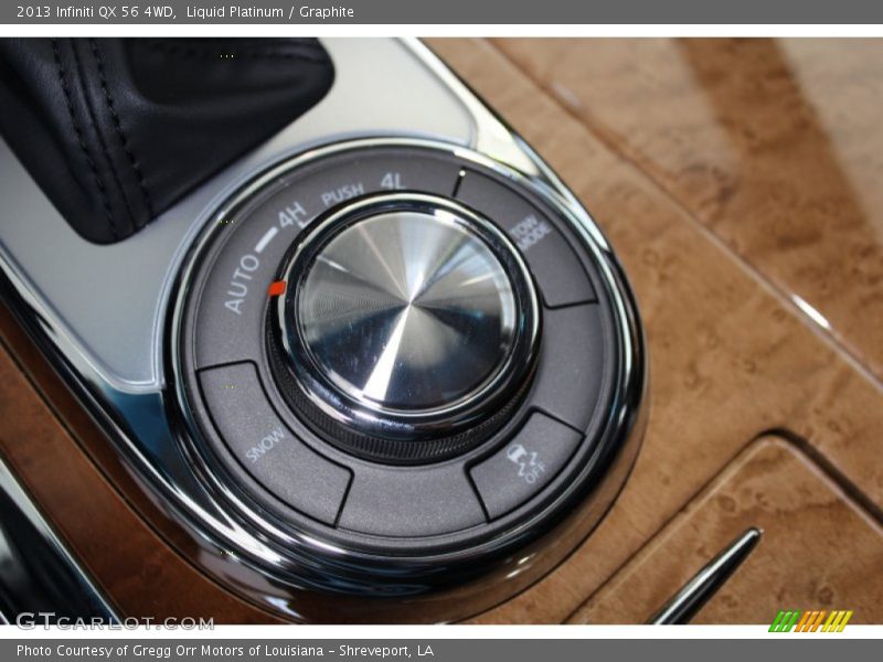 Controls of 2013 QX 56 4WD
