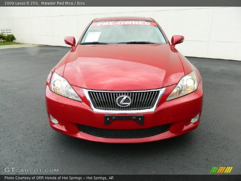 Matador Red Mica / Ecru 2009 Lexus IS 250
