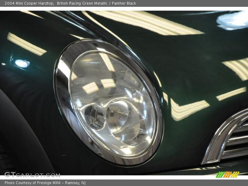 British Racing Green Metallic / Panther Black 2004 Mini Cooper Hardtop