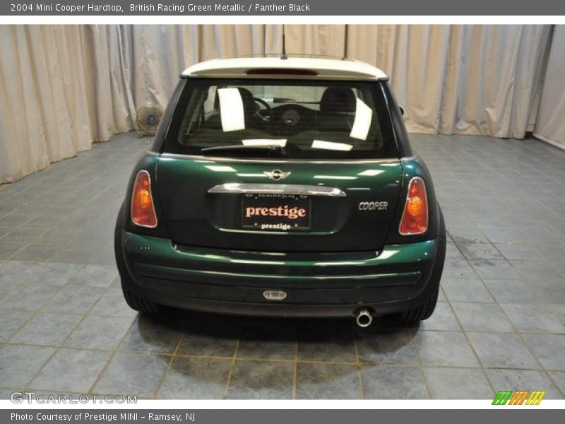 British Racing Green Metallic / Panther Black 2004 Mini Cooper Hardtop