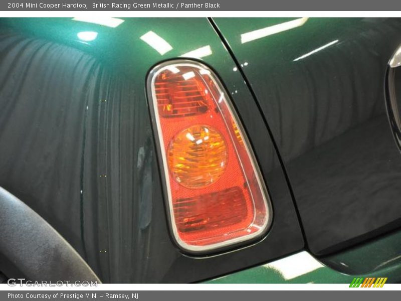 British Racing Green Metallic / Panther Black 2004 Mini Cooper Hardtop