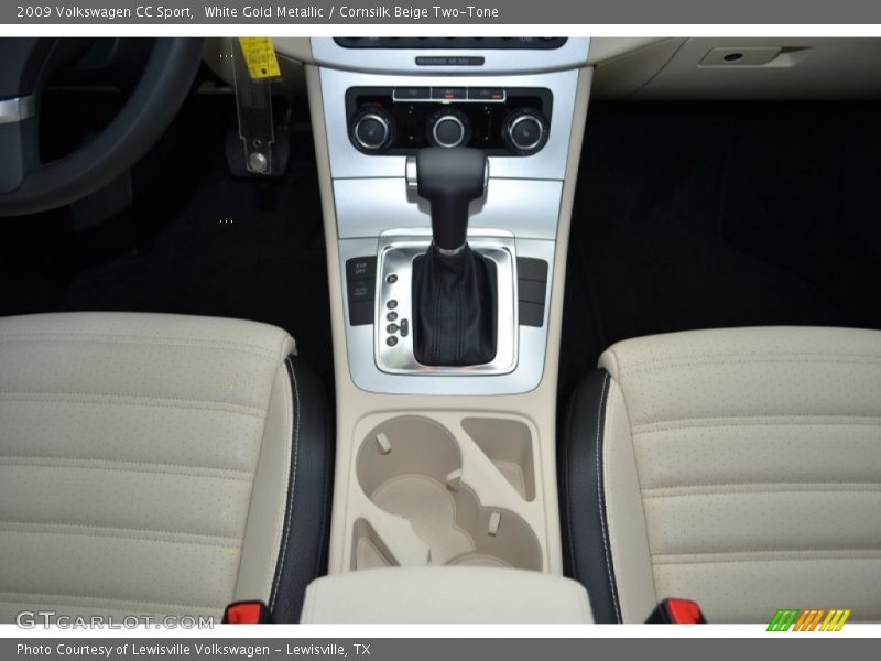 White Gold Metallic / Cornsilk Beige Two-Tone 2009 Volkswagen CC Sport