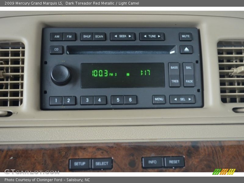 Audio System of 2009 Grand Marquis LS