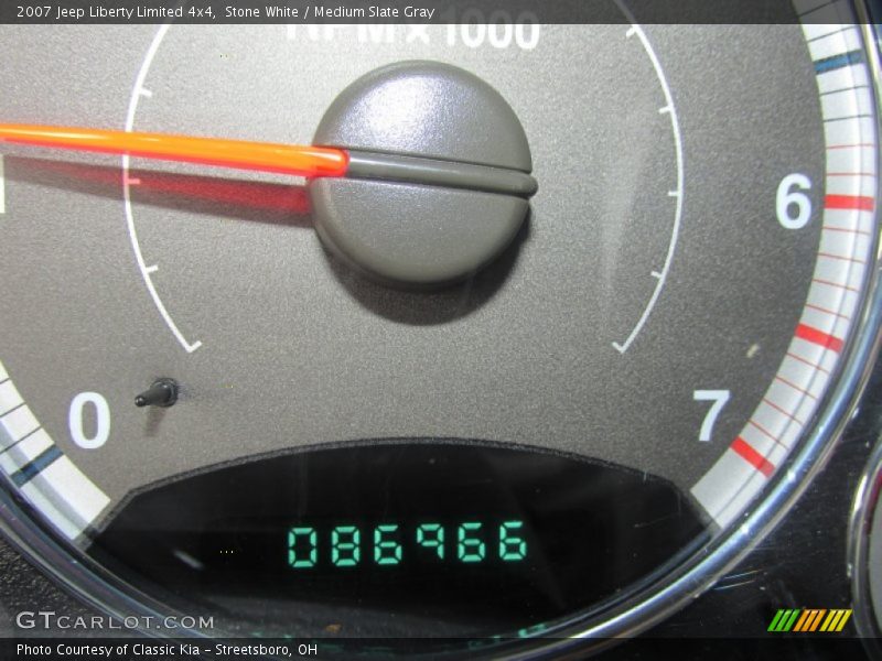 Stone White / Medium Slate Gray 2007 Jeep Liberty Limited 4x4