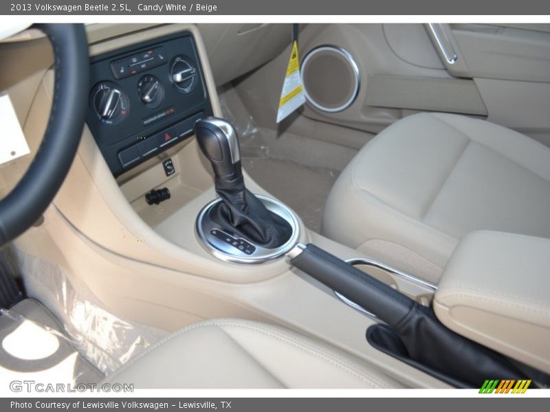Candy White / Beige 2013 Volkswagen Beetle 2.5L