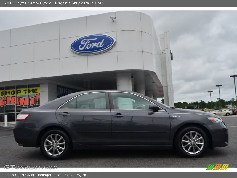 Magnetic Gray Metallic / Ash 2011 Toyota Camry Hybrid