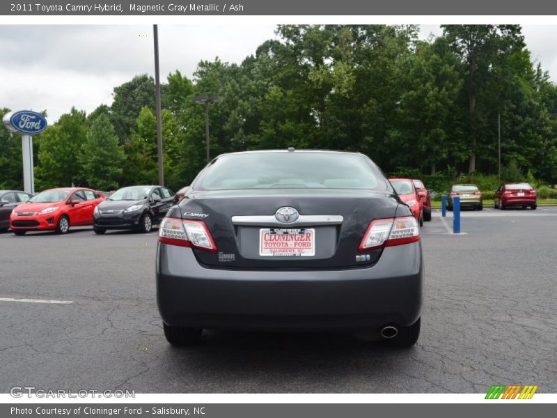 Magnetic Gray Metallic / Ash 2011 Toyota Camry Hybrid