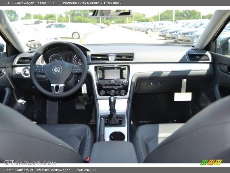 Platinum Gray Metallic / Titan Black 2013 Volkswagen Passat 2.5L SE