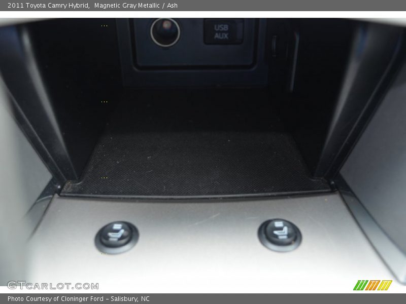 Magnetic Gray Metallic / Ash 2011 Toyota Camry Hybrid