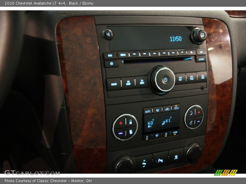 Black / Ebony 2010 Chevrolet Avalanche LT 4x4