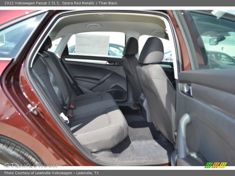 Opera Red Metallic / Titan Black 2013 Volkswagen Passat 2.5L S