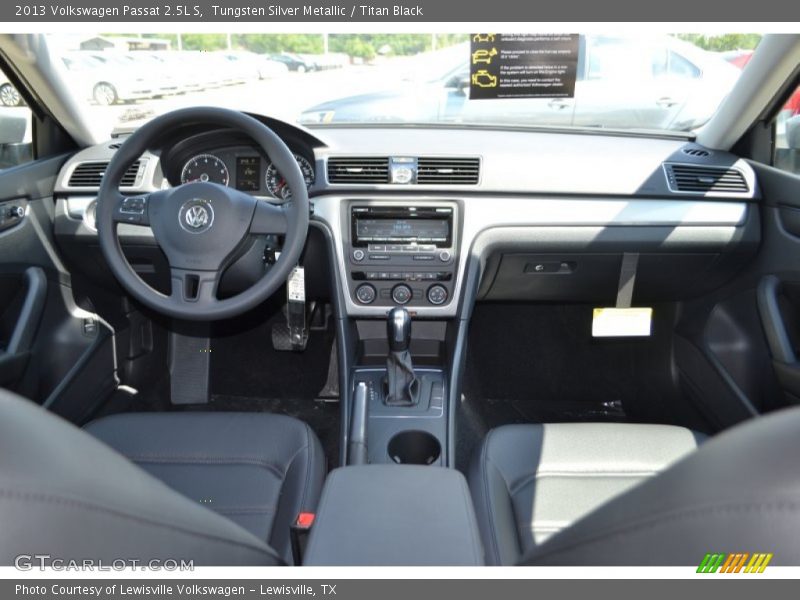Tungsten Silver Metallic / Titan Black 2013 Volkswagen Passat 2.5L S