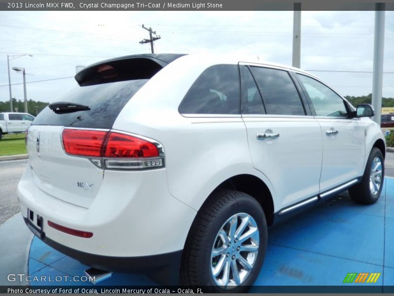 Crystal Champagne Tri-Coat / Medium Light Stone 2013 Lincoln MKX FWD