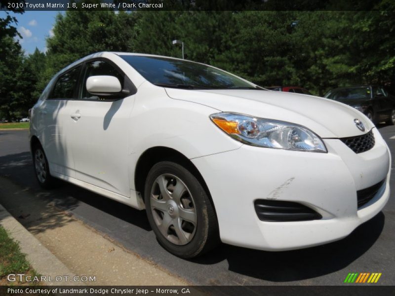 Super White / Dark Charcoal 2010 Toyota Matrix 1.8