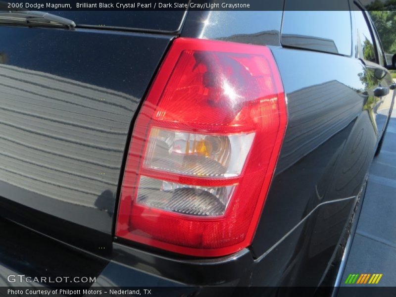 Brilliant Black Crystal Pearl / Dark Slate Gray/Light Graystone 2006 Dodge Magnum