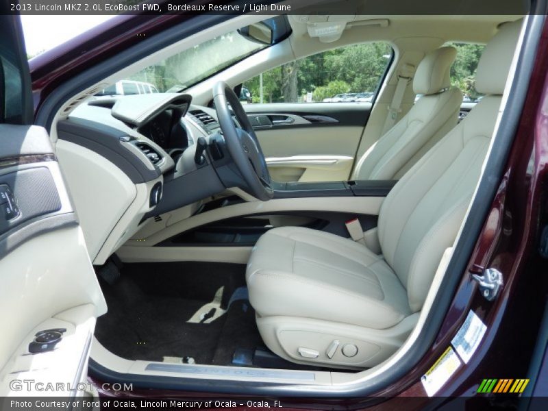 Bordeaux Reserve / Light Dune 2013 Lincoln MKZ 2.0L EcoBoost FWD