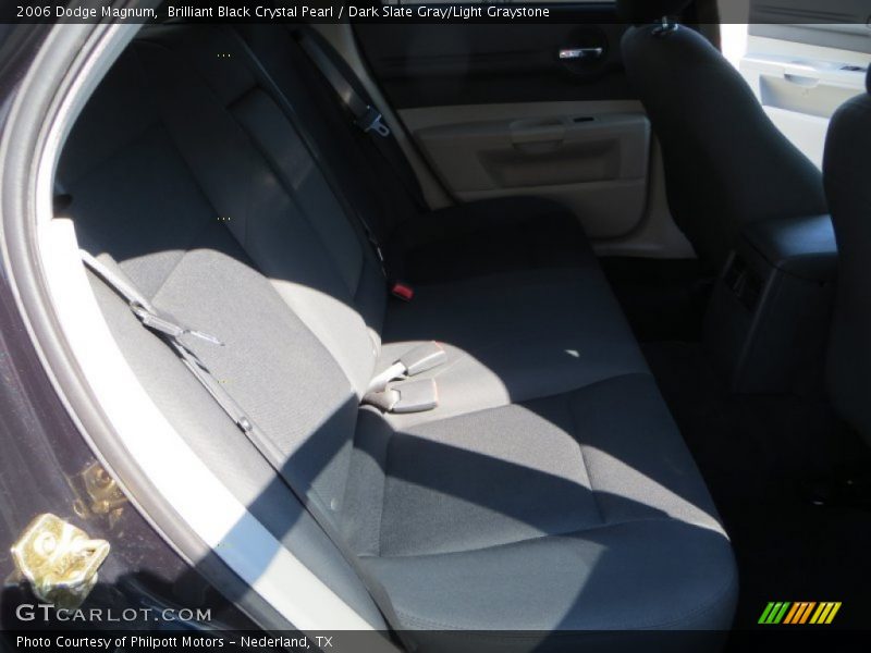Brilliant Black Crystal Pearl / Dark Slate Gray/Light Graystone 2006 Dodge Magnum
