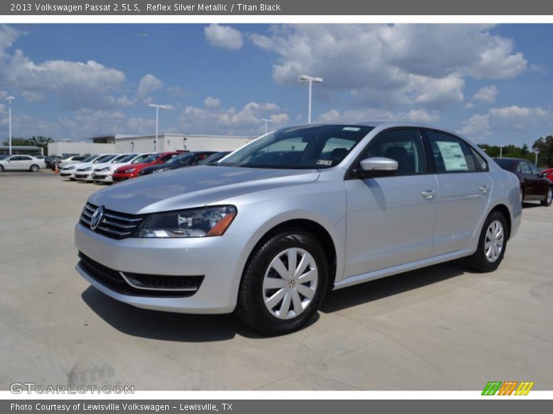 Reflex Silver Metallic / Titan Black 2013 Volkswagen Passat 2.5L S