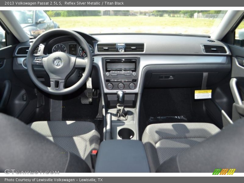 Reflex Silver Metallic / Titan Black 2013 Volkswagen Passat 2.5L S