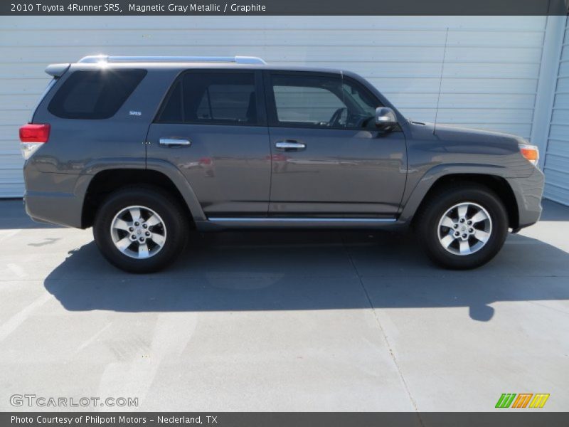 Magnetic Gray Metallic / Graphite 2010 Toyota 4Runner SR5