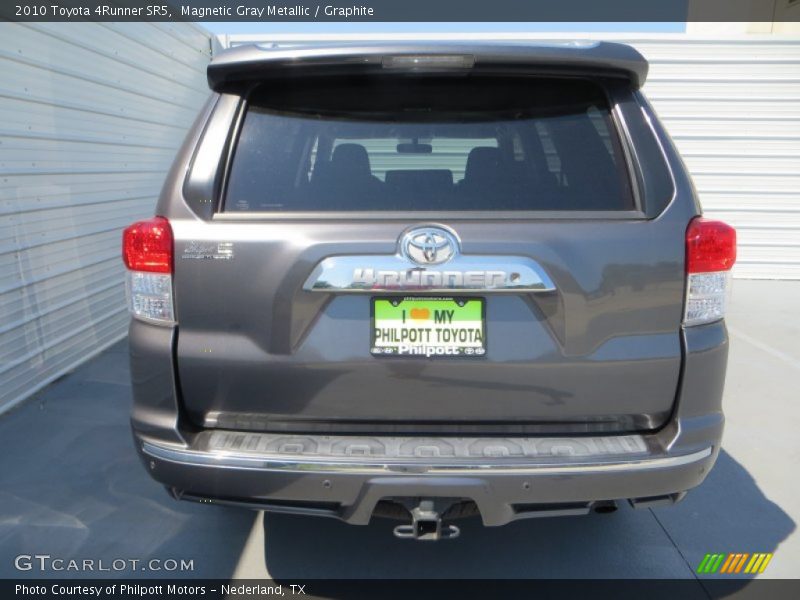 Magnetic Gray Metallic / Graphite 2010 Toyota 4Runner SR5