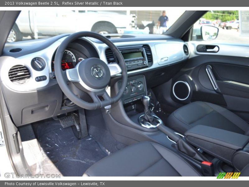 Reflex Silver Metallic / Titan Black 2013 Volkswagen Beetle 2.5L