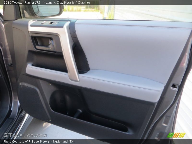 Magnetic Gray Metallic / Graphite 2010 Toyota 4Runner SR5