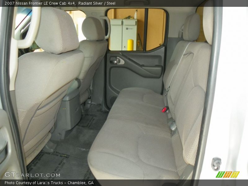 Radiant Silver / Steel 2007 Nissan Frontier LE Crew Cab 4x4