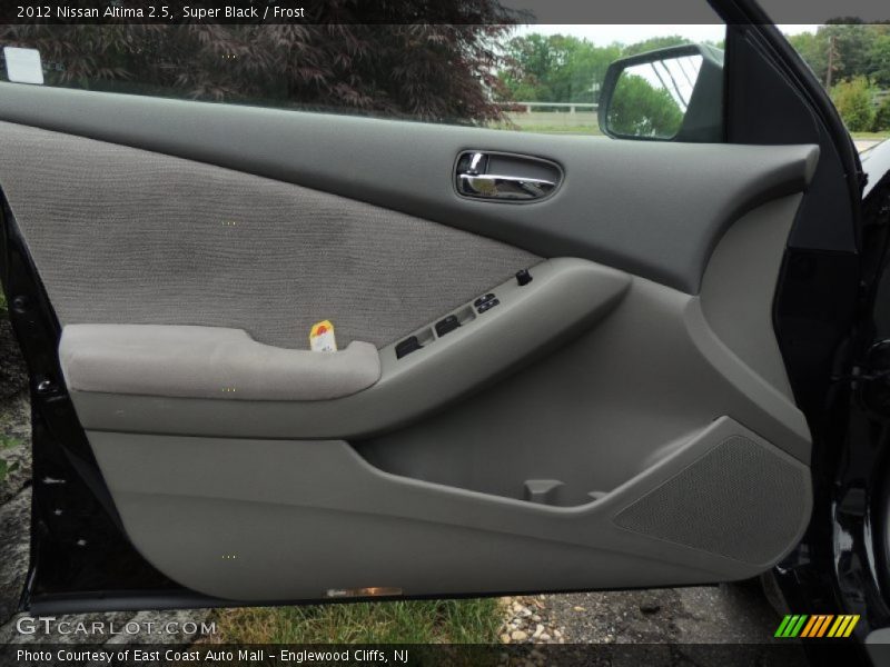 Super Black / Frost 2012 Nissan Altima 2.5
