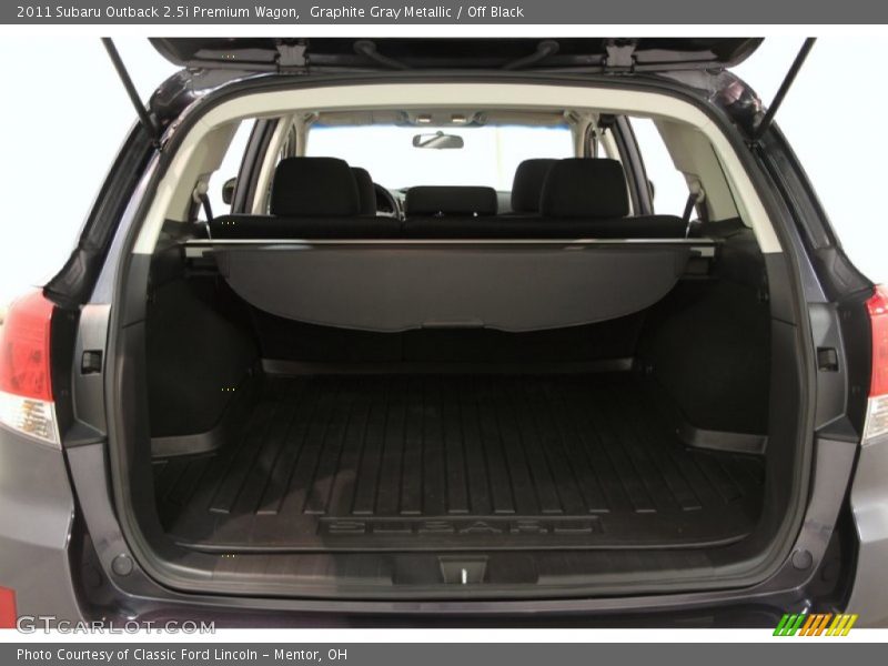 Graphite Gray Metallic / Off Black 2011 Subaru Outback 2.5i Premium Wagon