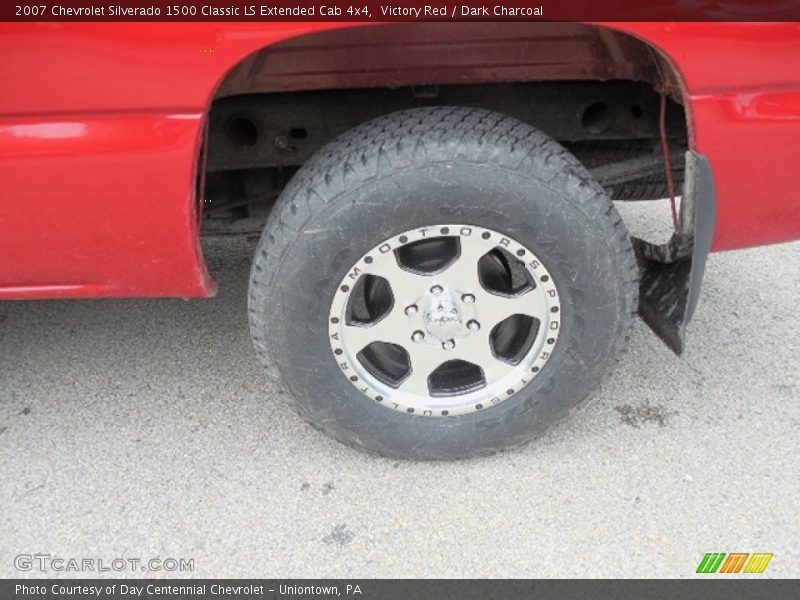 Victory Red / Dark Charcoal 2007 Chevrolet Silverado 1500 Classic LS Extended Cab 4x4