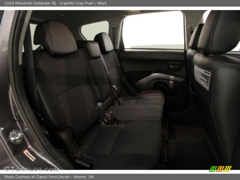 Graphite Gray Pearl / Black 2009 Mitsubishi Outlander SE