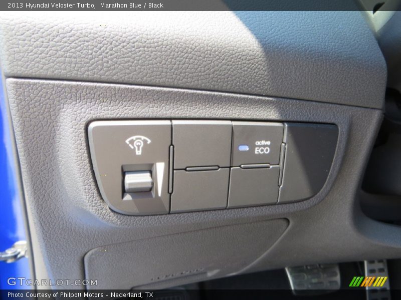 Marathon Blue / Black 2013 Hyundai Veloster Turbo