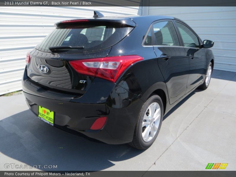 Black Noir Pearl / Black 2013 Hyundai Elantra GT