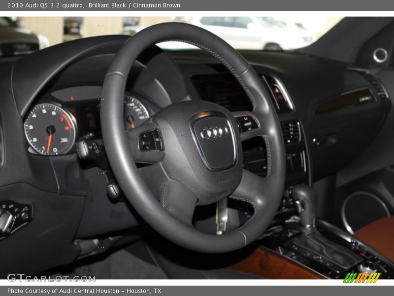 Brilliant Black / Cinnamon Brown 2010 Audi Q5 3.2 quattro